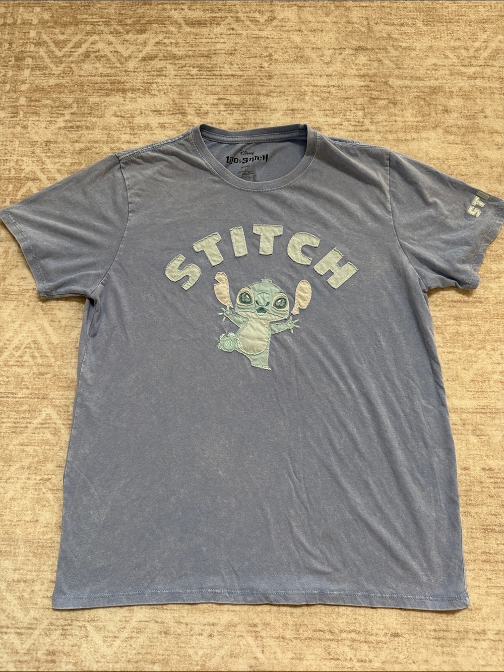Disney Lilo & Stitch Appliqué Graphic T-Shirt Blue Short Sleeve Adult Large